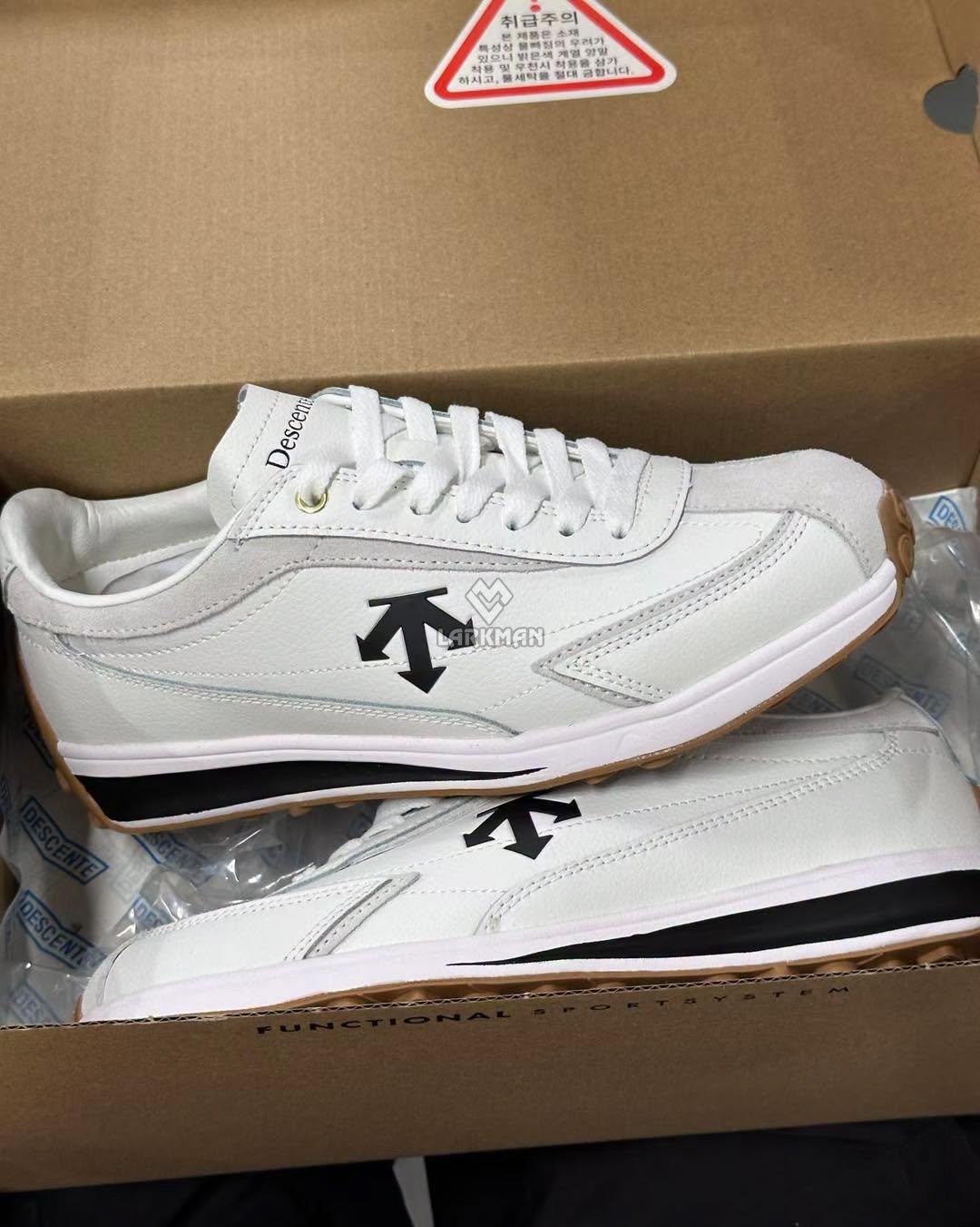 Descente Chron Racer | Colorway: White / Black / Gum